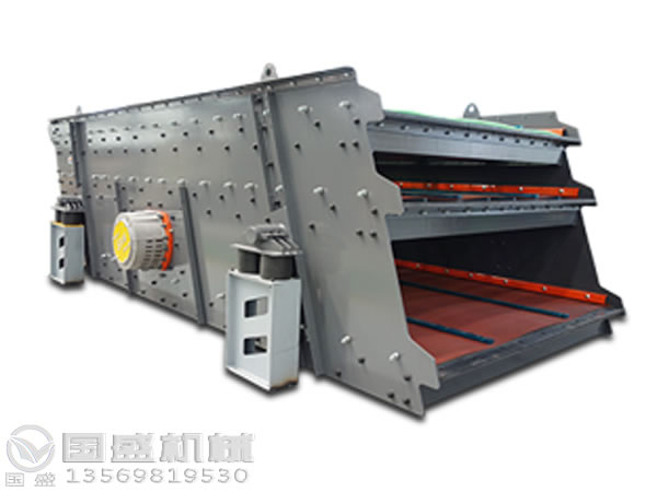 大型礦用振動篩 大型礦用振動篩,